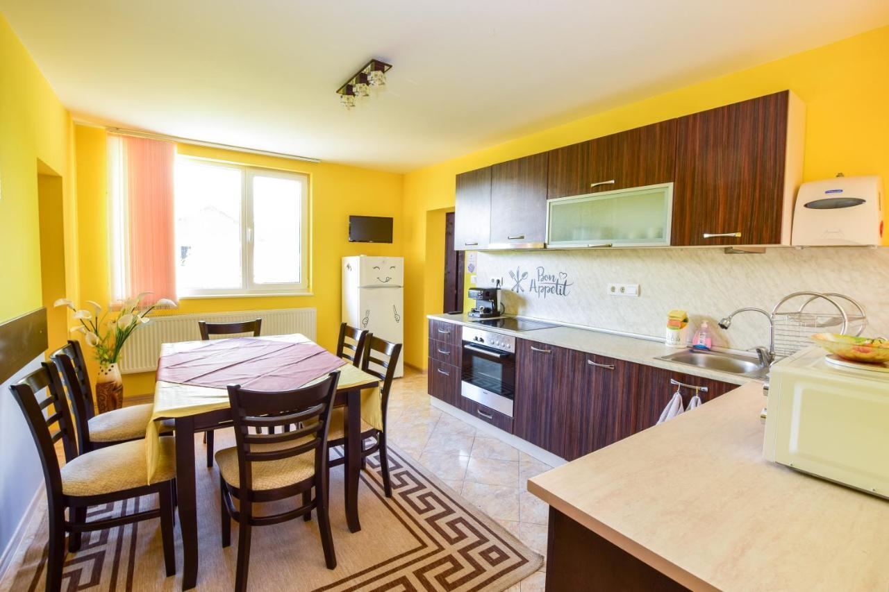 Mariana Apartment Pavel Banya Buitenkant foto